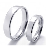Fashionable Patterns Color Brilliancy The Queen of Quality Titanium Ring